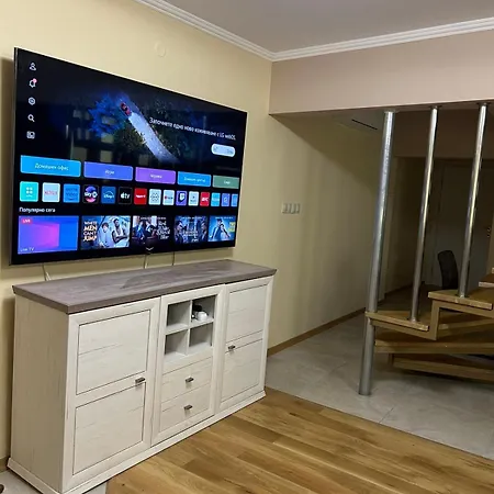 Apartment Center House *