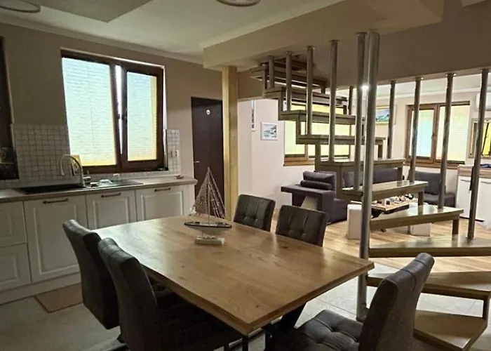 Center House Апартаменти Варна